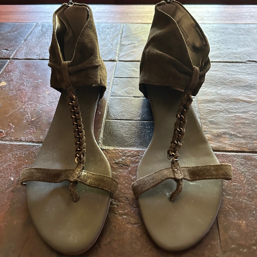NEW Suede Banana Republic Sandals Size 9